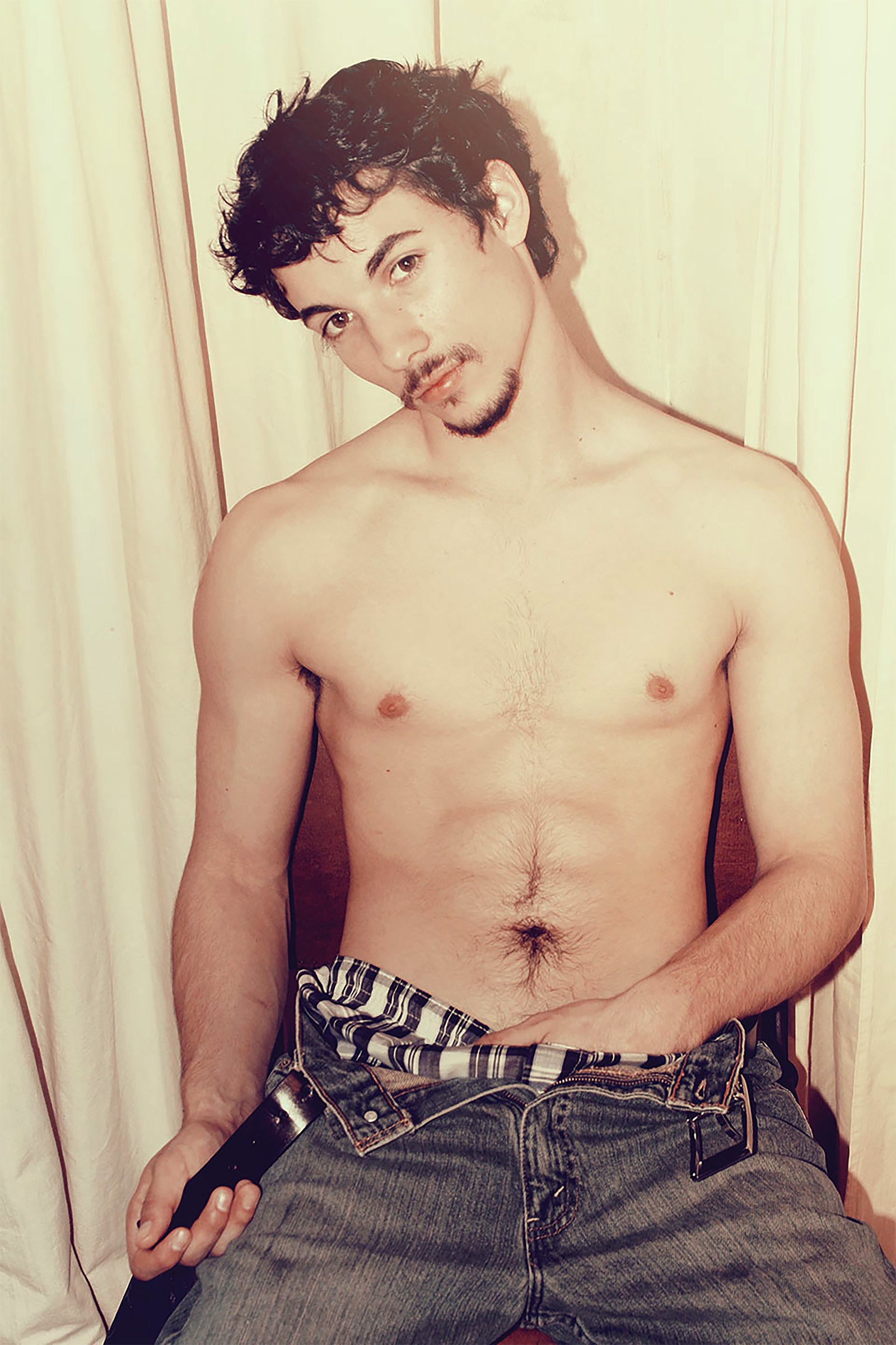 male nude photography hung skaters