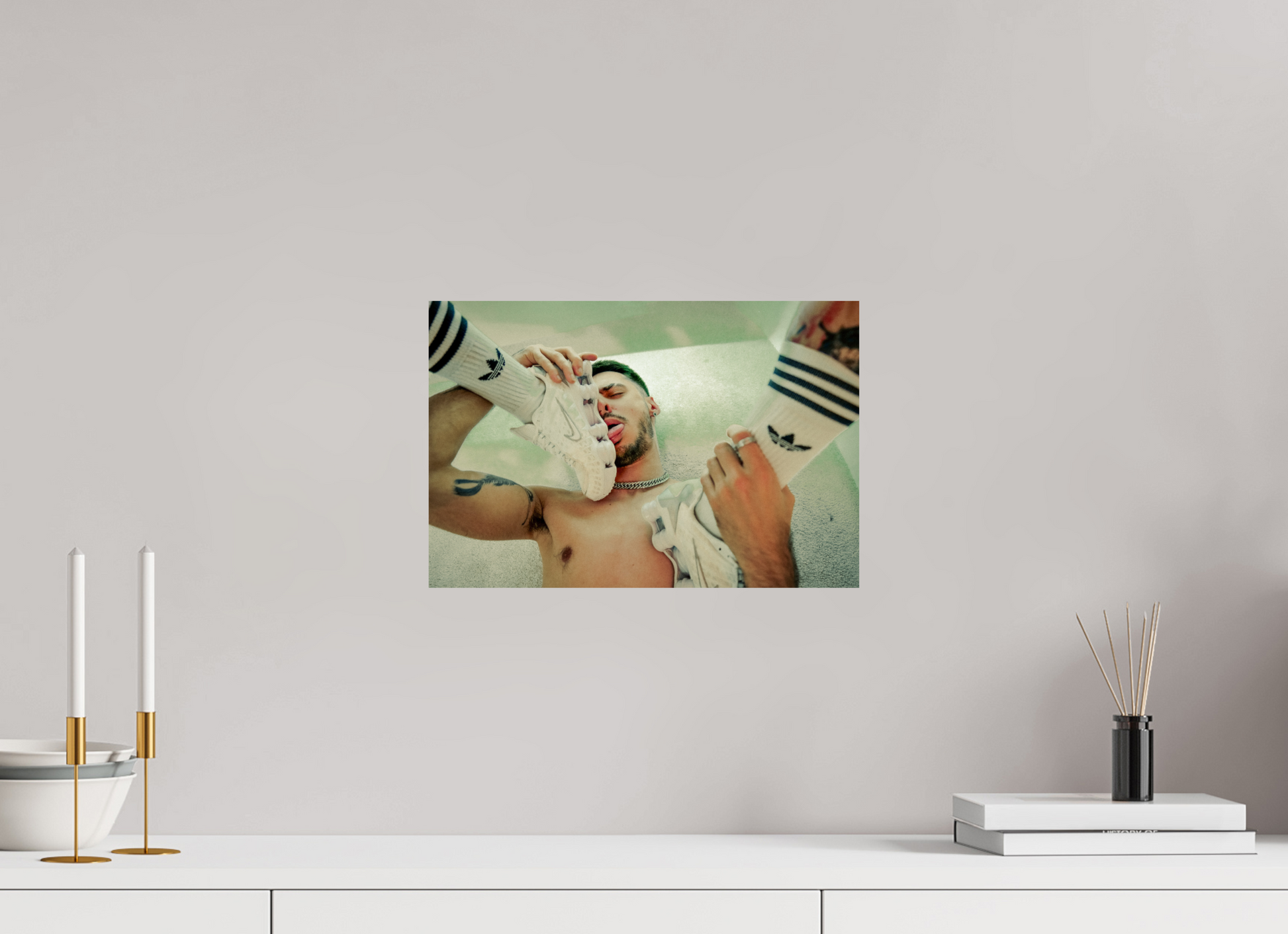 15 x 10″, Giclee Pearl Cleaning Day - Fine Art Photography Print